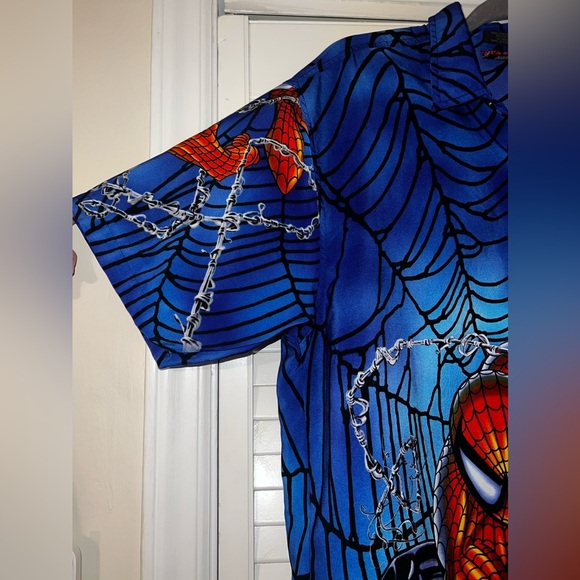Rare Vintage 2001 Spider-Man Marvel Comics Button Up Shirt - Picture 3 of 10